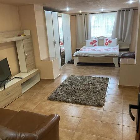 Airport Host Apartman Kolozsvár Kültér fotó